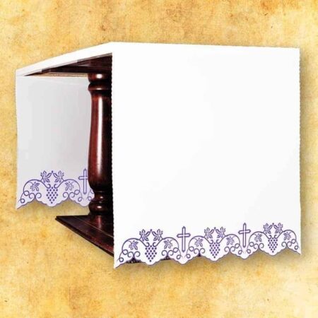 nappe d’autel avec broderie latérale