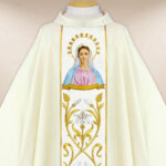 Chasuble brodée Notre-Dame de Medjugorie