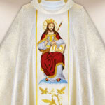 Chasuble brodée Christ Roi