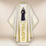 Chasuble brodée Saint Faustine