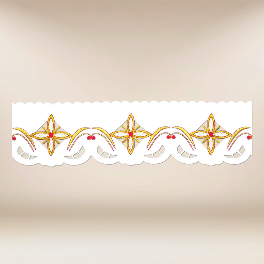 Dentelle brodée Croix dans le Carré