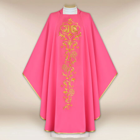 Chasuble liturgique brodée rose