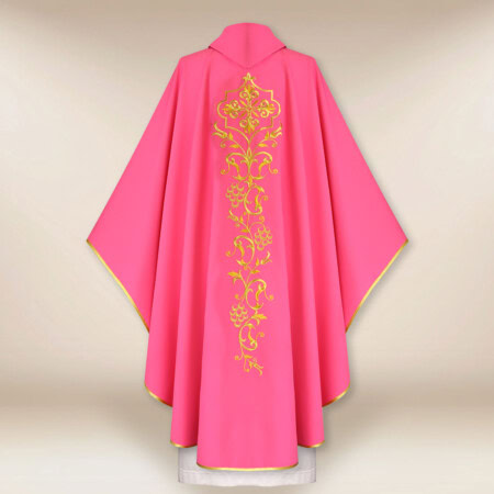 Chasuble liturgique brodée rose
