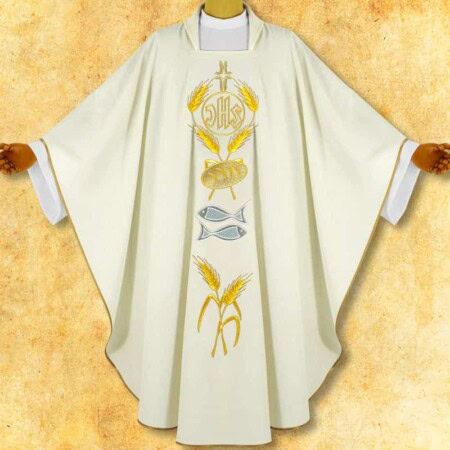 Chasuble brodée ecru