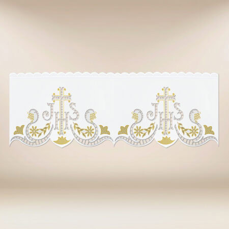 Dentelle brodée avec IHS