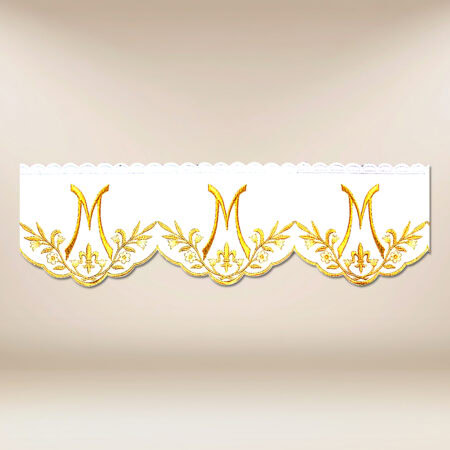 Dentelle brodée mariale