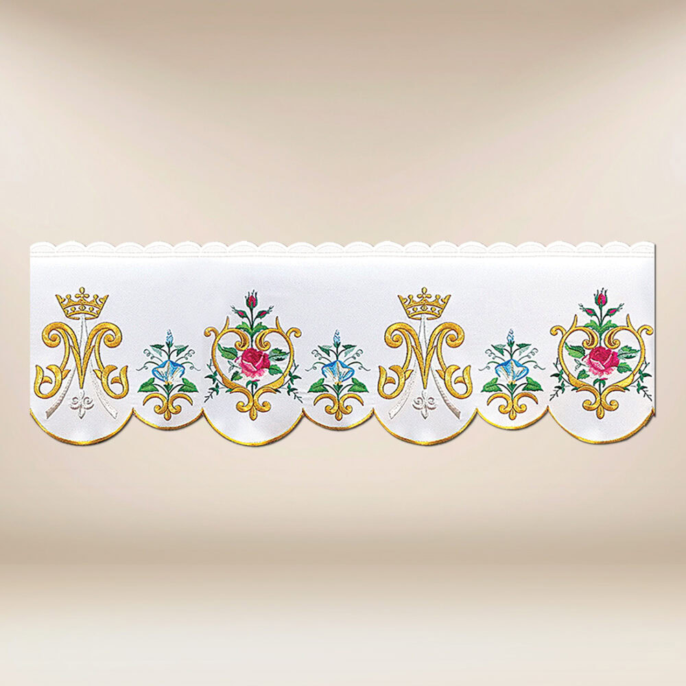 Dentelle mariale brodée
