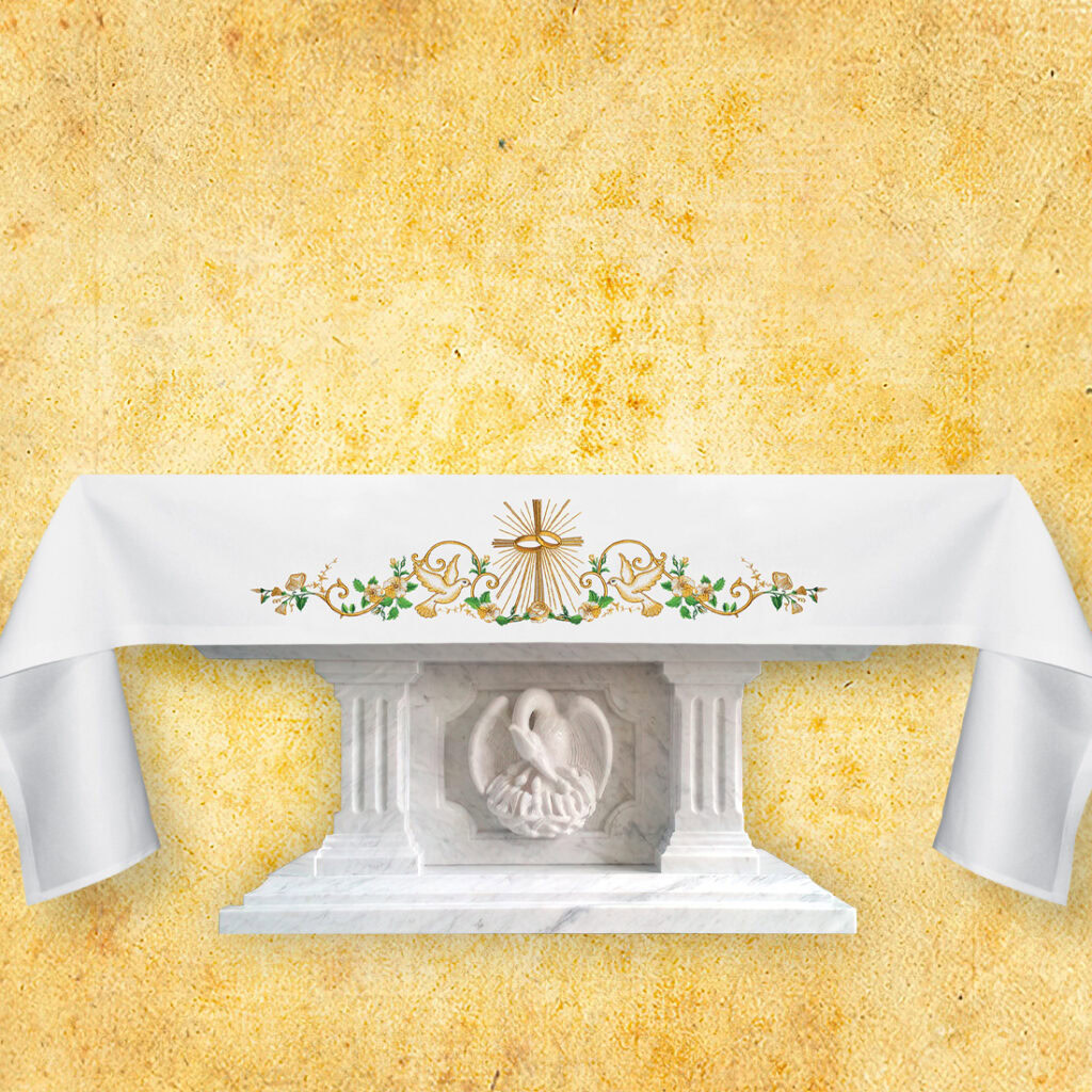 Nappe d’autel brodée de mariage