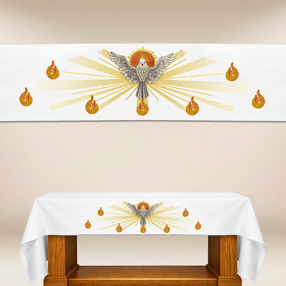 Nappe d’autel brodée Esprit Saint