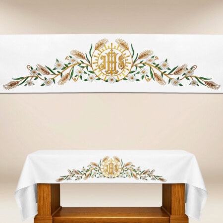 Nappe d’autel avec broderie IHS