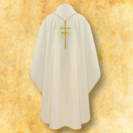 Chasuble de mariage brodée