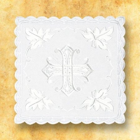 Linge de calice blanc