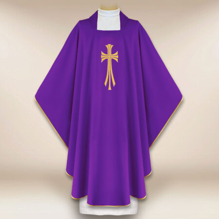 Chasuble brodée Croix violette