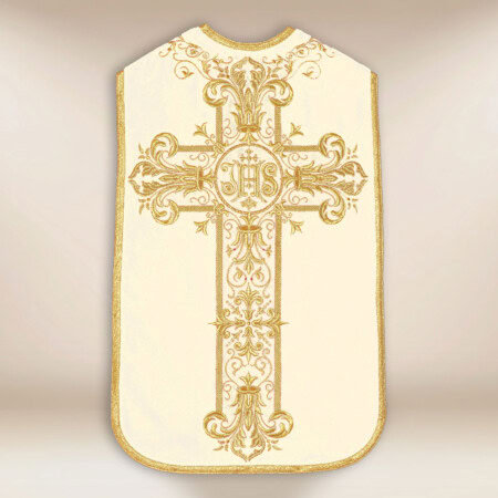 Chasuble romaine en couleur écrue