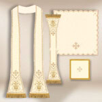 Chasuble romaine en couleur écrue