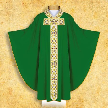 Chasuble brodée verte