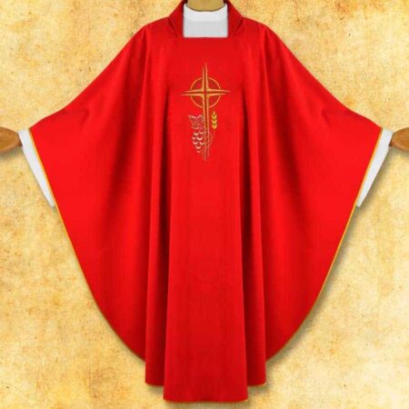 Chasuble brodée avec Croix rouge
