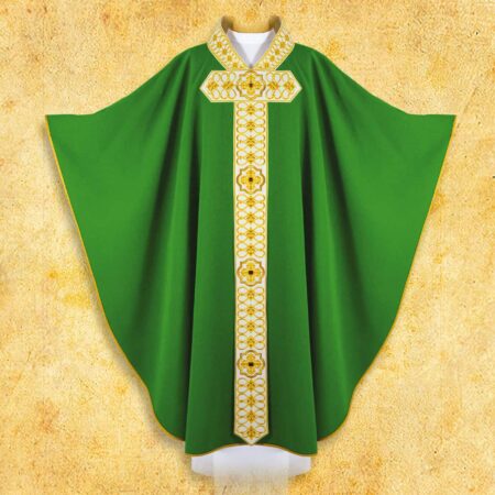 Chasuble brodée verte