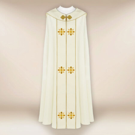 Chape liturgique brodée élégante avec des croix brodées