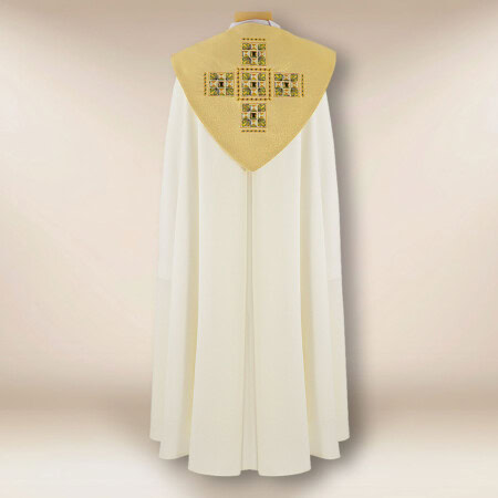 chape liturgique brodée solennelle