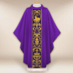 Chasuble avec ceinture en velours brodée Agneau