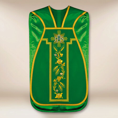 Chasuble brodée romaine IHS verte