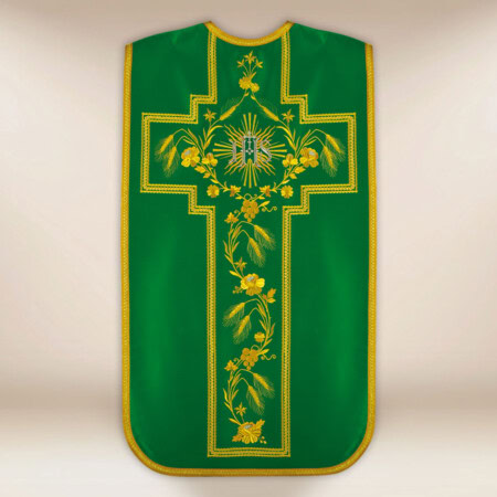Chasuble brodée romaine IHS verte