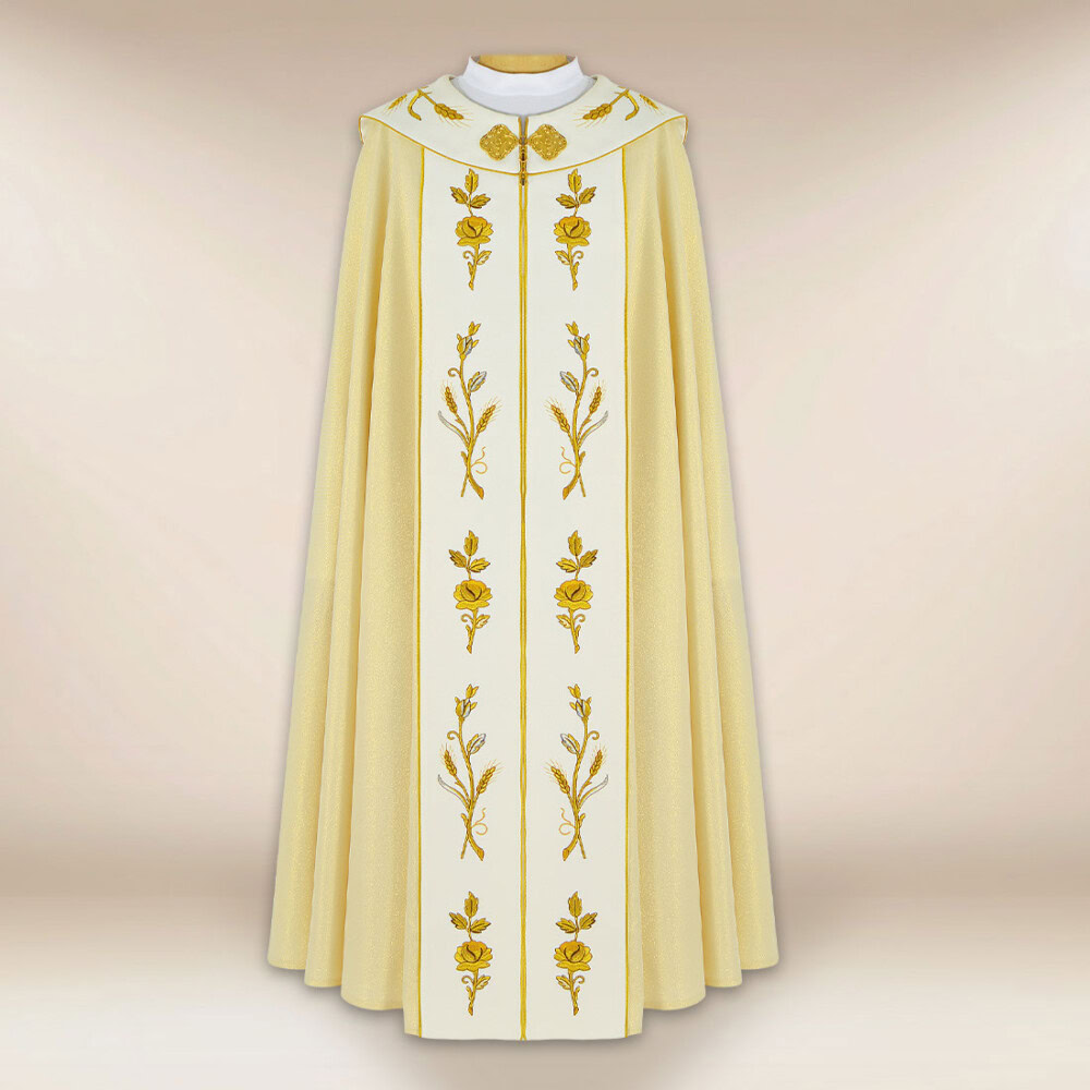 chape liturgique brodée avec IHS