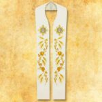 Étole brodée liturgique IHS écru