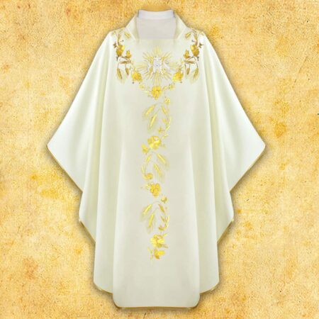 Chasuble brodée IHS écru