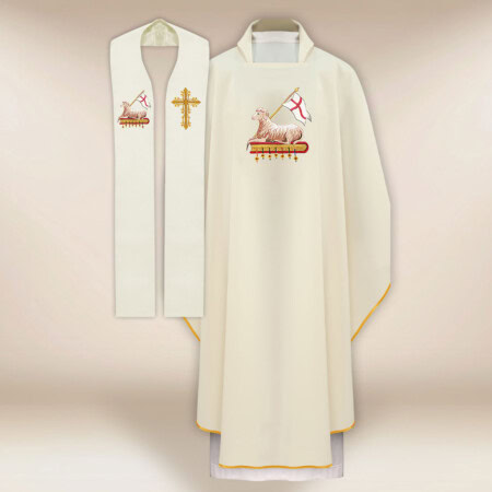 EnseNotre-Damele chasuble et étole liturgique avec le syNotre-Dameole de l'Agneau