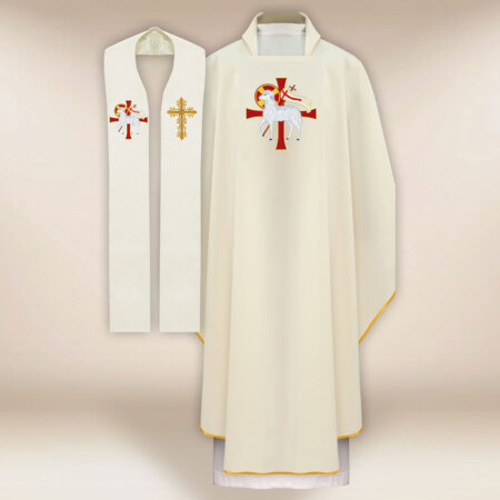 EnseNotre-Damele chasuble et étole liturgique avec le syNotre-Dameole de l'Agneau