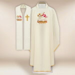 EnseNotre-Damele chasuble et étole liturgique avec le syNotre-Dameole de l'Agneau