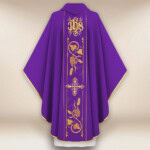 Chasuble avec ceinture brodée