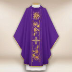 Chasuble avec ceinture brodée