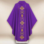 Chasuble avec ceinture brodée