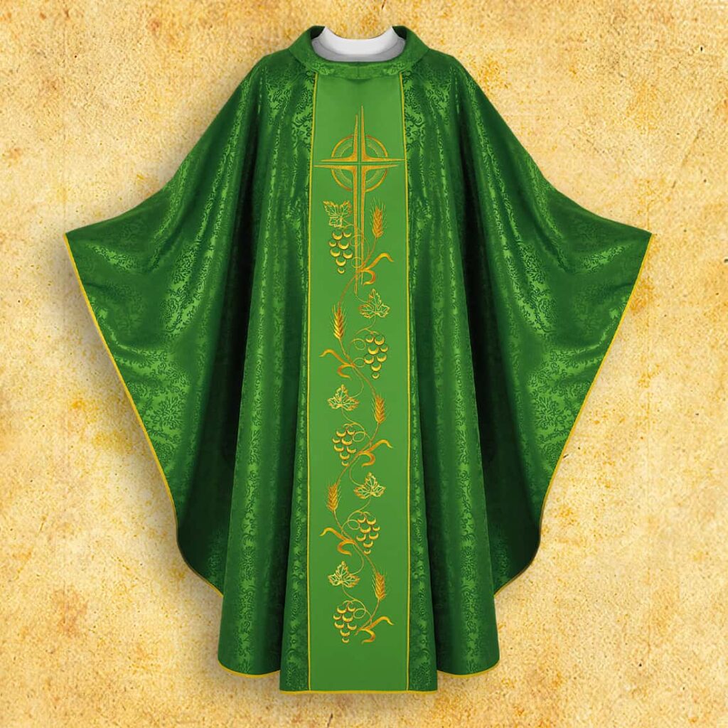 Chasuble verte avec ceinture brodée