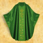 Chasuble verte avec ceinture brodée