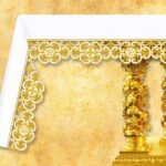 Nappe brodée dorée avec IHS