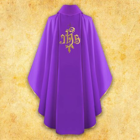 Chasuble brodée IHS