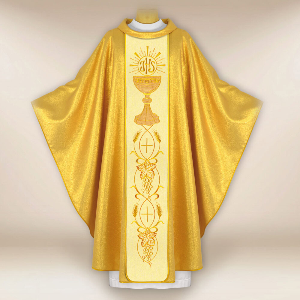Chasuble dorée brodée calice IHS