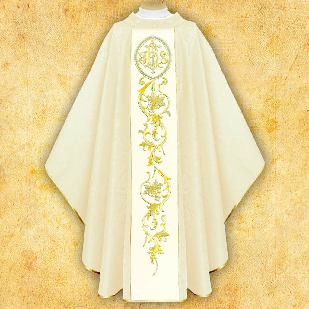 Chasuble Ecru avec Ceinture Brodée