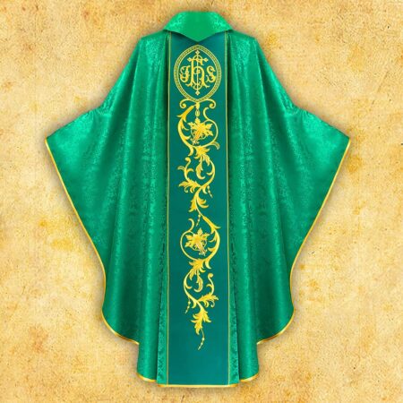 Chasuble verte avec ceinture brodée