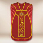 Chasuble brodée romaine IHS rouge
