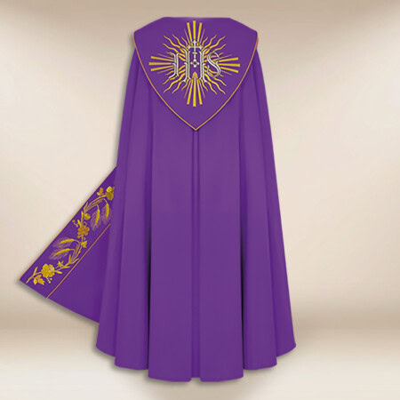 chape brodée IHS violette