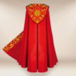 Chape liturgique brodée rouge IHS