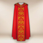 Chape liturgique brodée rouge IHS
