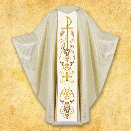 Chasuble liturgique brodée avec l'Agneau
