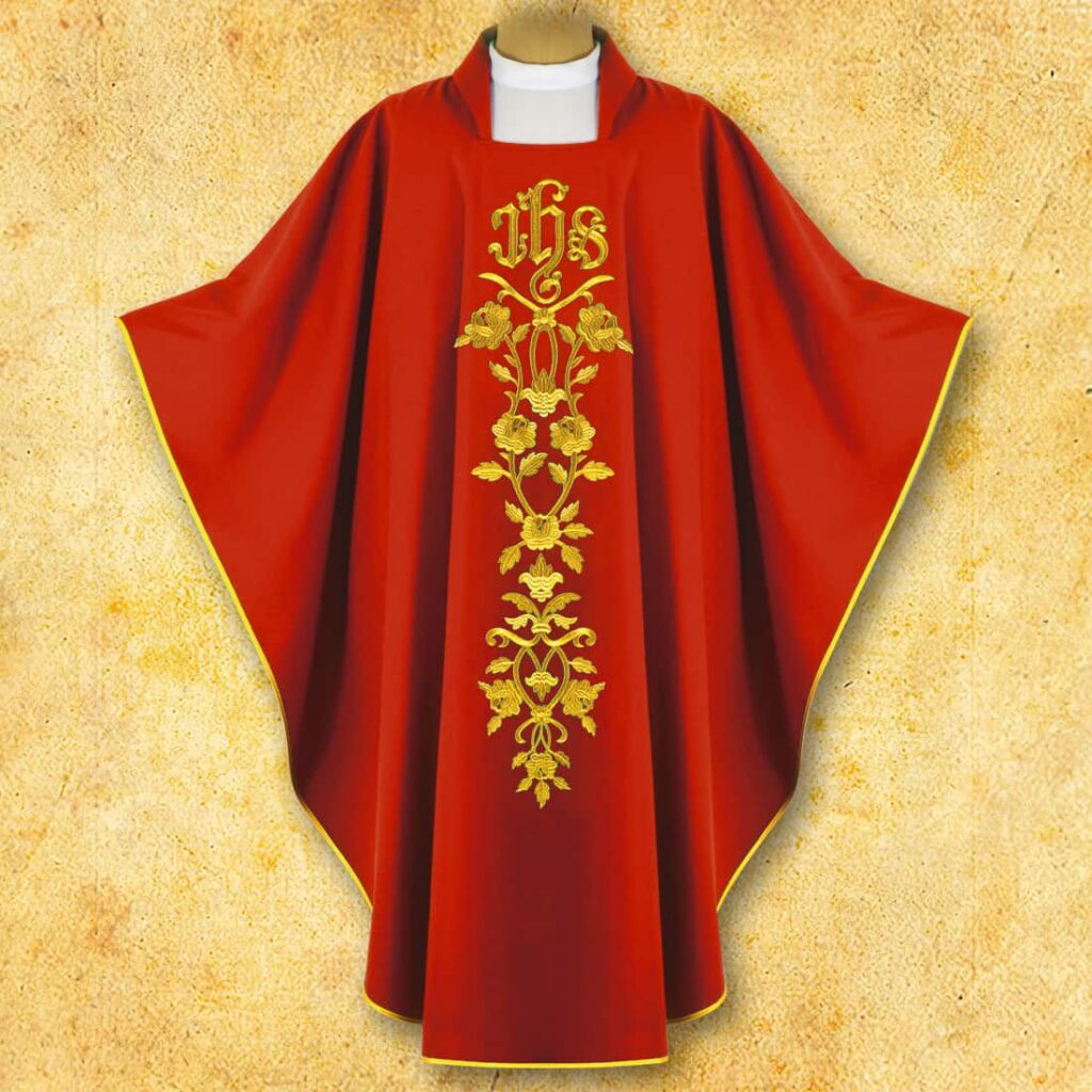 Chasuble brodée IHS avec des Roses