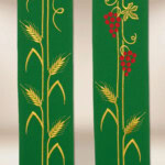 Étole brodée Alpha et Oméga verte